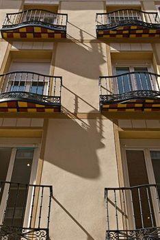 Apartamentos Prado Madrid Exteriör bild